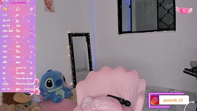 Snapshot of Jazmin_kithana chatting on February 28, 3:18 am Jazmin kithana online show from February 28, 3:18 am