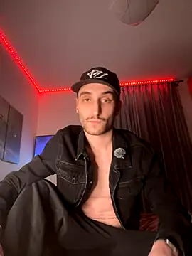 Snapshot of Crazy_Marshall chatting on December 2, 8:48 pm Crazy Marshall online show from December 2, 8:48 pm