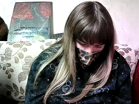 Zadira Foxi online show from December 16, 1:49 pm