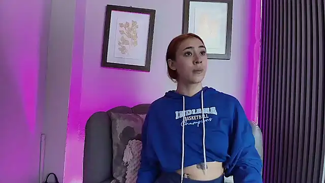 Snapshot of Ariana_collinss chatting on March 12, 11:49 am Ariana collinss online show from March 12, 11:49 am