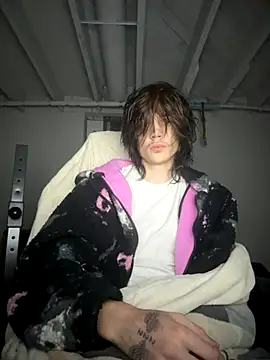 DkAuxier1 online show from December 2, 11:23 pm