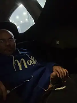 Snapshot of ValuedConcept687 chatting on December 16, 4:06 am ValuedConcept687 online show from December 16, 4:06 am