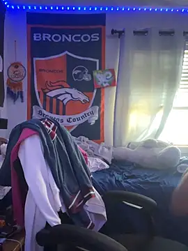 ValuedConcept687 online show from February 4, 8:36 pm