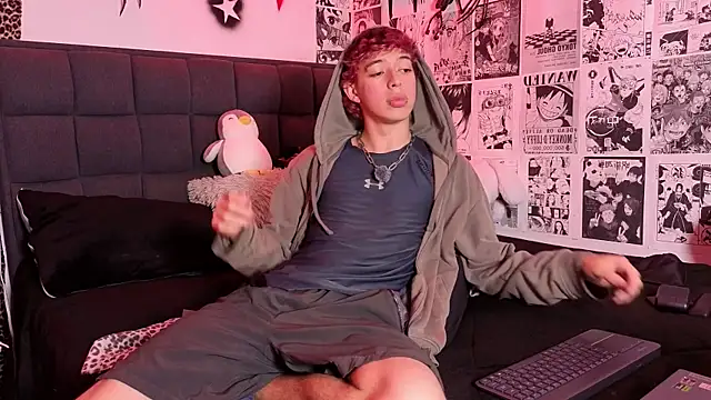 Snapshot of Otter_Starr chatting on December 2, 4:07 am Otter Starr online show from December 2, 4:07 am