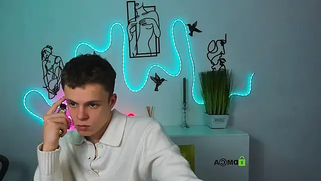 veldi to online show from March 11, 10:05 pm