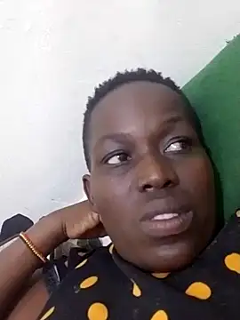 Snapshot of chocolatey_pussy chatting on December 1, 3:39 pm chocolatey pussy online show from December 1, 3:39 pm