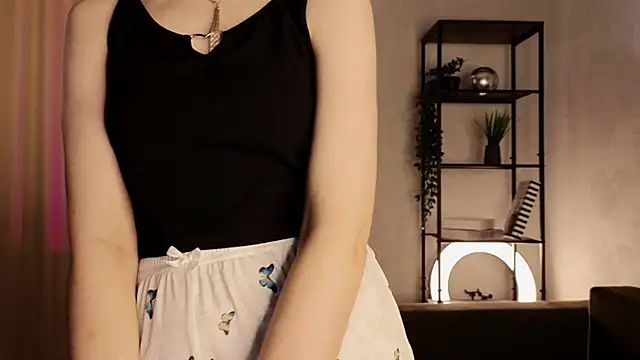UmbraElyon online show from June 30, 5:41 am