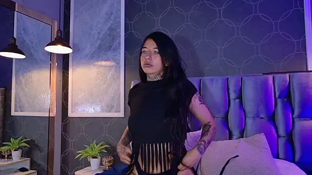 Snapshot of HannyJones chatting on December 1, 1:38 pm HannyJones online show from December 1, 1:38 pm