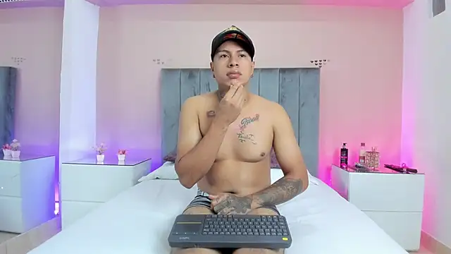 kaylaa sex online show from February 5, 1:16 pm