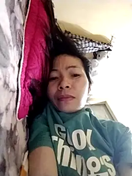 Snapshot of Cool-iponk chatting on May 16, 4:31 am Cool-iponk online show from May 16, 4:31 am