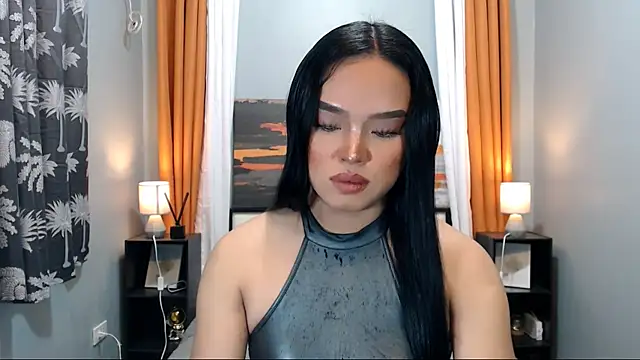 Fantacyloverr online show from February 9, 8:18 am