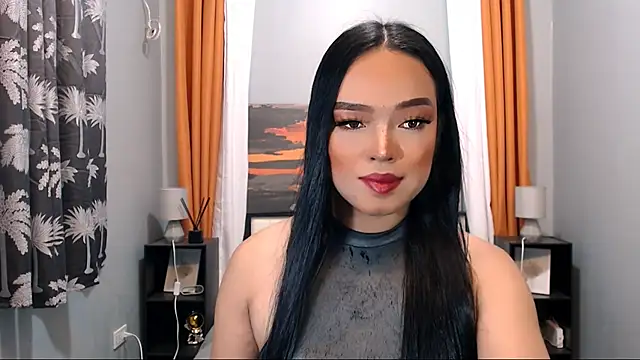 Fantacyloverr online show from February 24, 10:13 am