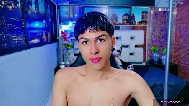 Snapshot of StormLuxX chatting on December 2, 11:48 am StormLuxX online show from December 2, 11:48 am