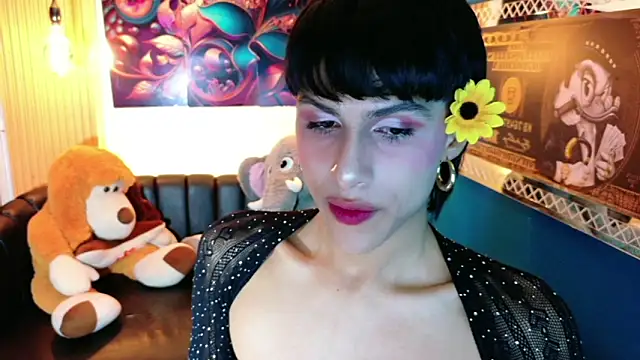 Snapshot of StormLuxX chatting on May 23, 1:26 pm StormLuxX online show from May 23, 1:26 pm