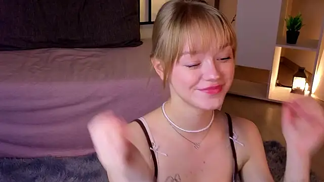 MatthewHoffis online show from February 19, 8:49 pm