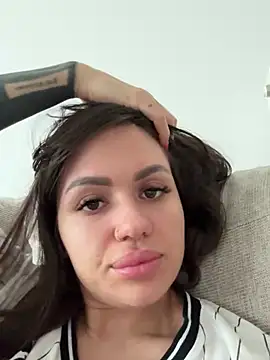 SiennaLuxexx online show from February 13, 12:12 pm