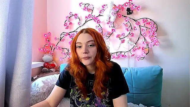 Snapshot of Ungoliant_Kiss chatting on May 17, 11:17 am Ungoliant Kiss online show from May 17, 11:17 am