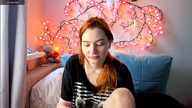 Ungoliant Kiss online show from June 25, 6:12 pm