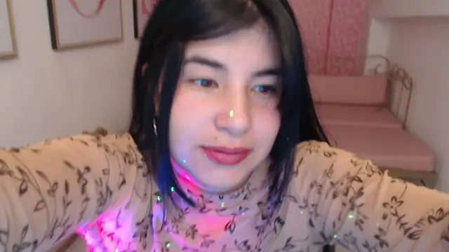 Snapshot of Nina_harpper_ chatting on December 2, 1:05 pm Nina harpper online show from December 2, 1:05 pm