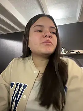 Snapshot of Camila_Duarte2 chatting on December 15, 1:15 pm Camila Duarte2 online show from December 15, 1:15 pm