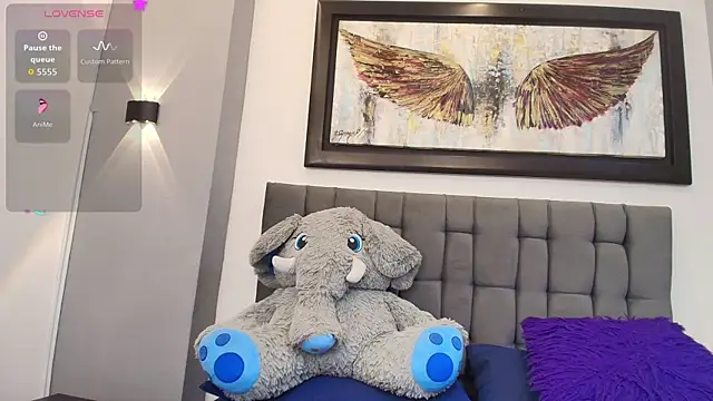 Snapshot of Andre_cloefoxx_ chatting on December 14, 4:29 am Andre cloefoxx online show from December 14, 4:29 am