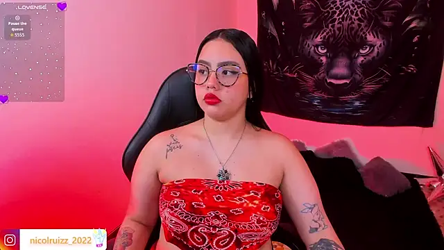 Snapshot of Nicolle_Ruizz chatting on July 16, 9:59 am Nicolle Ruizz online show from July 16, 9:59 am