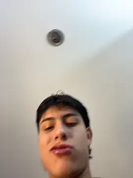 Lander Cruz online show from December 20, 4:03 pm