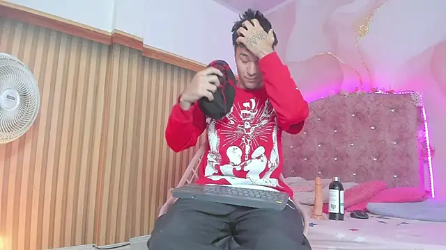 jack  baby  online show from December 15, 3:00 am