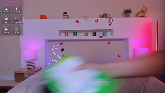 AnikaRomanoff  online show from March 3, 11:38 am