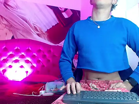 BlakeNoir  online show from January 10, 12:29 pm