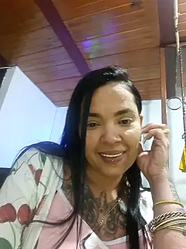 Sophialewuis online show from December 5, 4:21 am