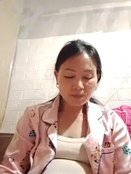 Lili-123k online show from April 28, 3:28 pm