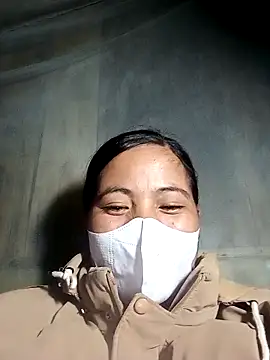 felicity chloe online show from March 6, 1:40 pm