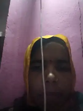 Snapshot of Chetna_sharma chatting on January 16, 12:47 am Chetna sharma online show from January 16, 12:47 am