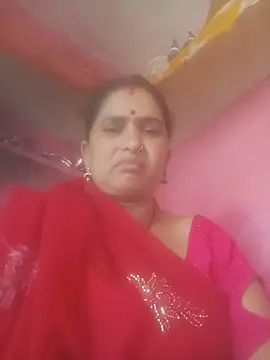 Snapshot of Your-shreya143 chatting on June 16, 9:12 am Your-shreya143 online show from June 16, 9:12 am