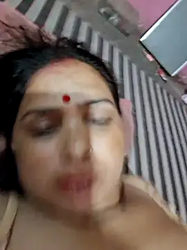 Snapshot of Your-shreya143 chatting on June 19, 9:29 pm Your-shreya143 online show from June 19, 9:29 pm