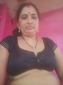 Snapshot of Your-shreya143 chatting on July 2, 5:02 am Your-shreya143 online show from July 2, 5:02 am