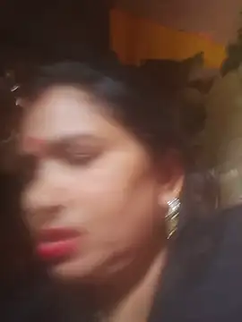 Snapshot of Your-shreya143 chatting on July 13, 10:29 am Your-shreya143 online show from July 13, 10:29 am