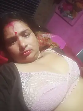 Snapshot of Your-shreya143 chatting on July 31, 9:58 pm Your-shreya143 online show from July 31, 9:58 pm