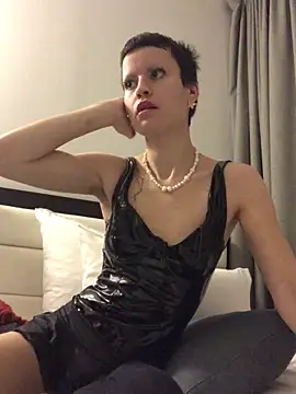 YoungDutchRuby online show from December 5, 2:36 pm