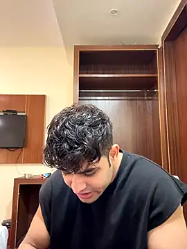 Snapshot of Anshtease chatting on December 4, 6:12 am Anshtease online show from December 4, 6:12 am