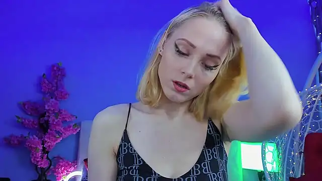 Gina Gina love online show from February 4, 6:19 am