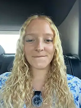 Snapshot of Sophie_cute06 chatting on July 26, 7:48 am Sophie cute06 online show from July 26, 7:48 am