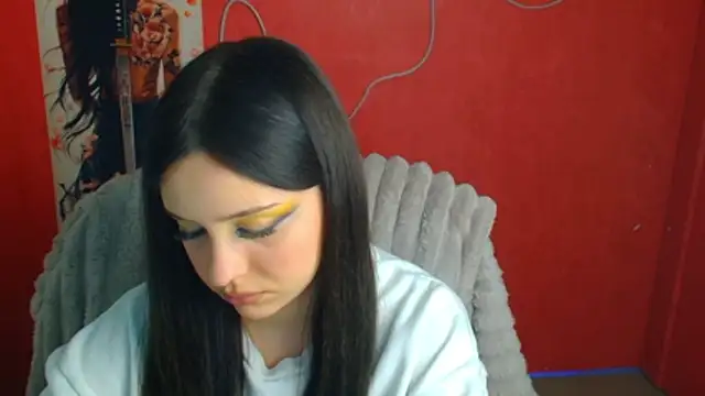 Lilu May online show from May 4, 11:28 am