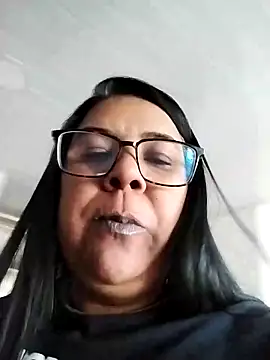 Snapshot of Carameloswing1 chatting on December 13, 9:53 pm Carameloswing1 online show from December 13, 9:53 pm