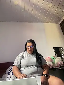 Snapshot of Carameloswing1 chatting on March 7, 3:31 pm Carameloswing1 online show from March 7, 3:31 pm