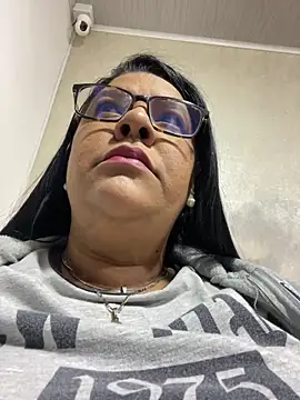 Snapshot of Carameloswing1 chatting on March 16, 12:31 pm Carameloswing1 online show from March 16, 12:31 pm