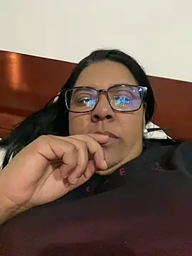 Snapshot of Carameloswing1 chatting on March 20, 10:58 pm Carameloswing1 online show from March 20, 10:58 pm