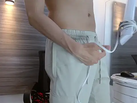 JuanGomm online show from March 20, 5:23 am