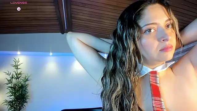 TiffanyHoustton online show from July 16, 11:49 am